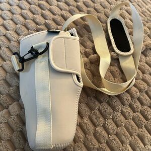 Nuovoware Water Bottle Carrier Bag Neoprene Shoulder Holster